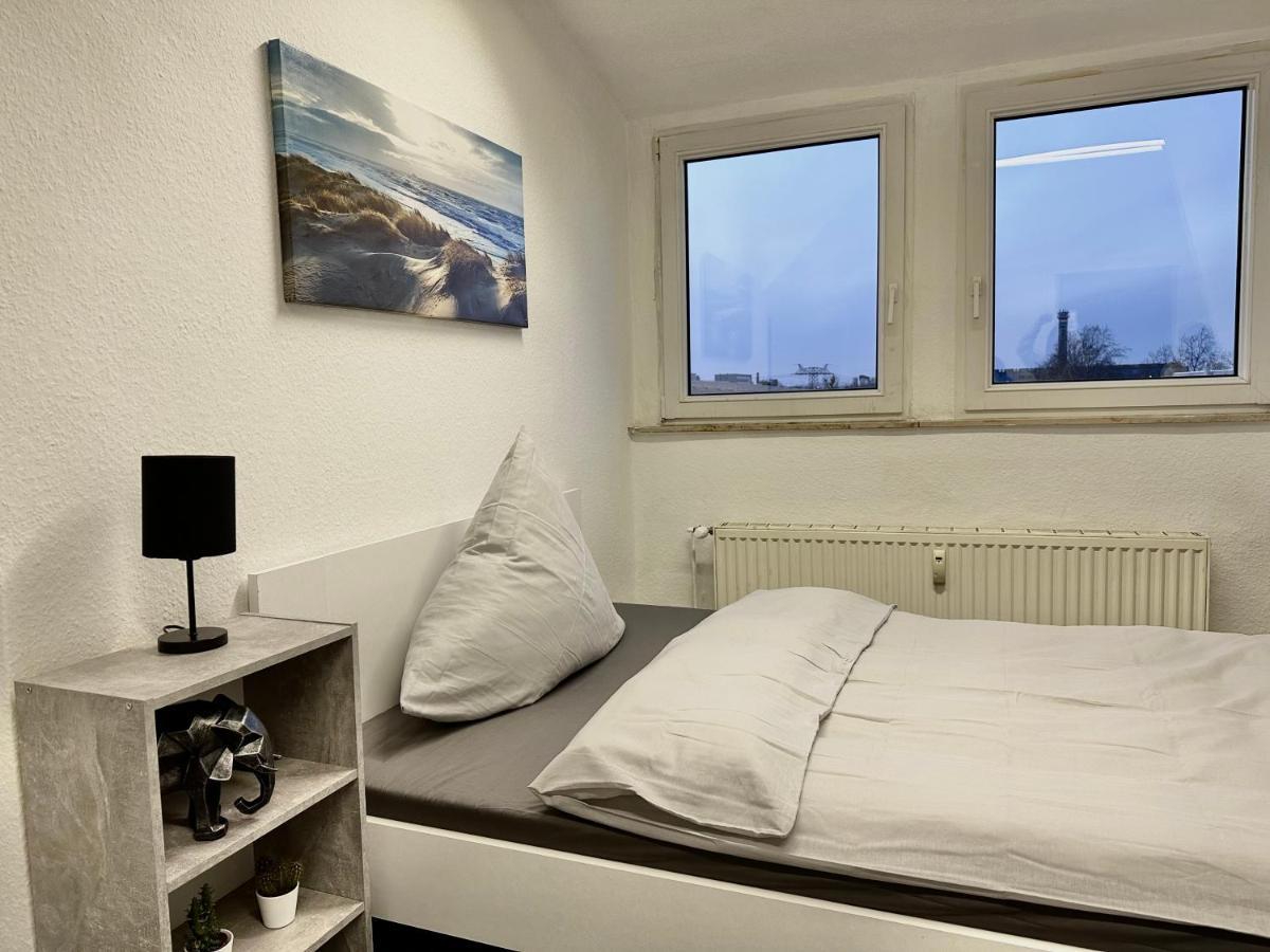 Ferienwohnung Flaming House Bitterfeld Exterior foto